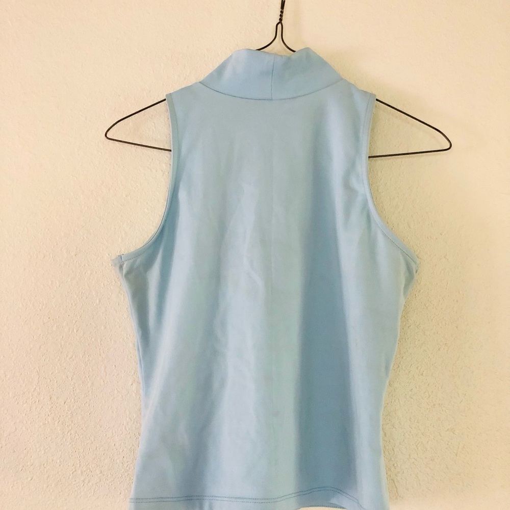 No Boundaries Light Blue Sleeveless Spring Top - Picture 7 of 8
